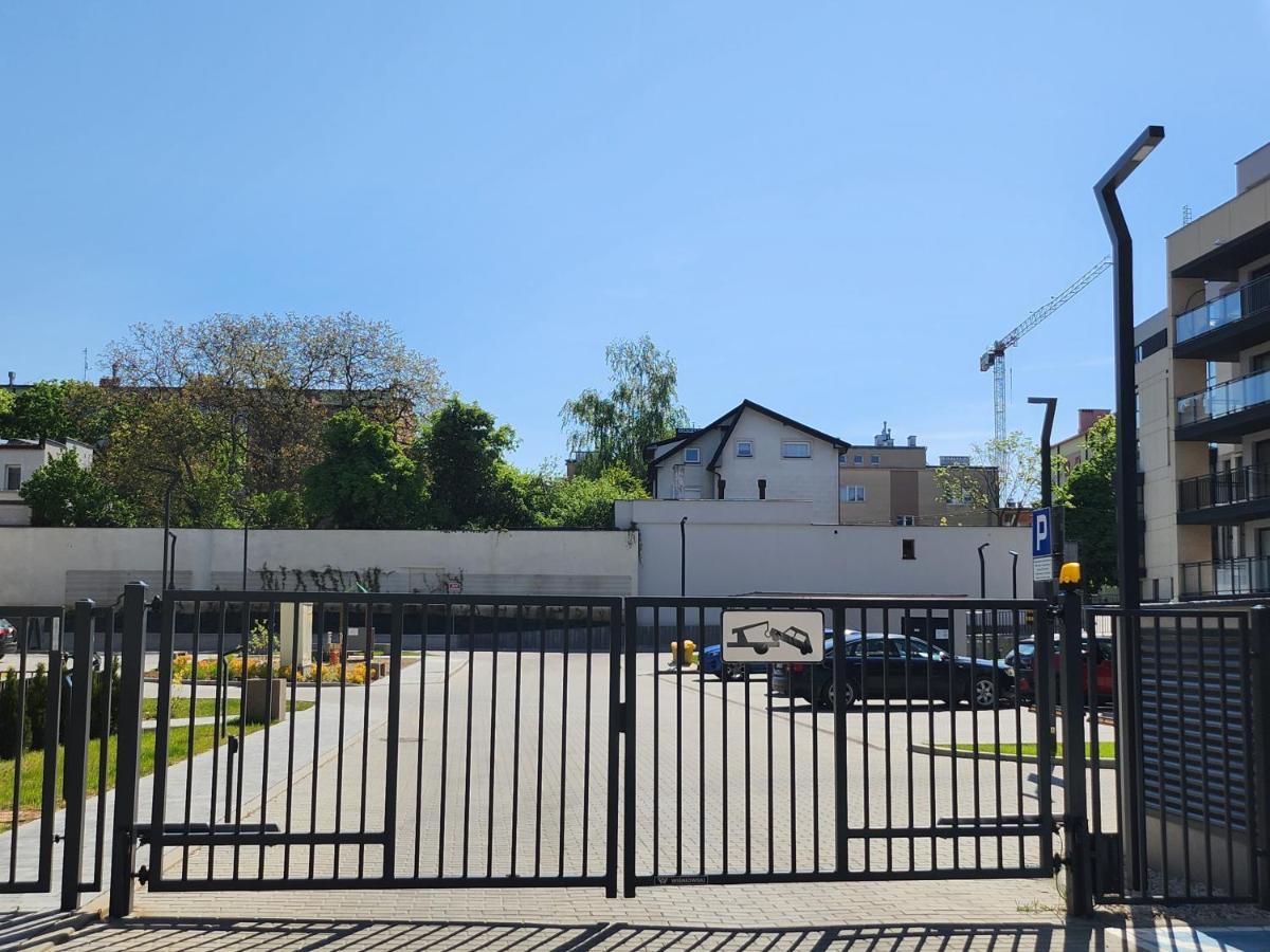 Dwa Jelonki, Ul Sciegiennego, Centrum, Garaz, Ogrodek Kielce Dış mekan fotoğraf