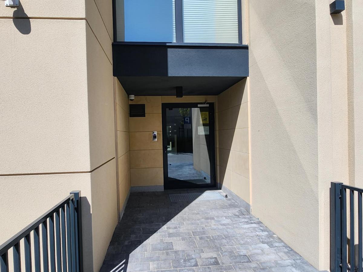 Dwa Jelonki, Ul Sciegiennego, Centrum, Garaz, Ogrodek Kielce Dış mekan fotoğraf