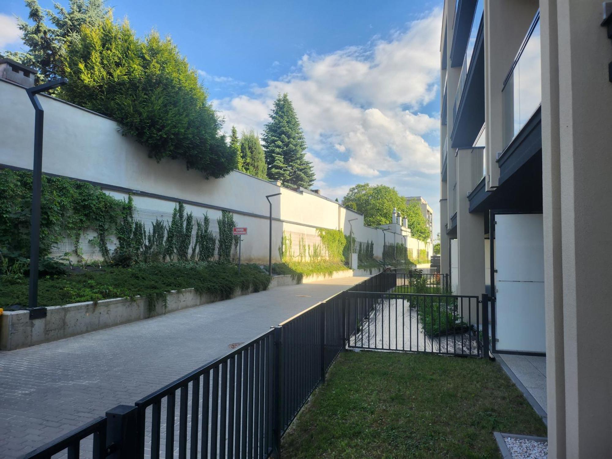 Dwa Jelonki, Ul Sciegiennego, Centrum, Garaz, Ogrodek Kielce Dış mekan fotoğraf